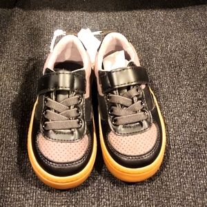 Old Navy Toddler Boy sneakers